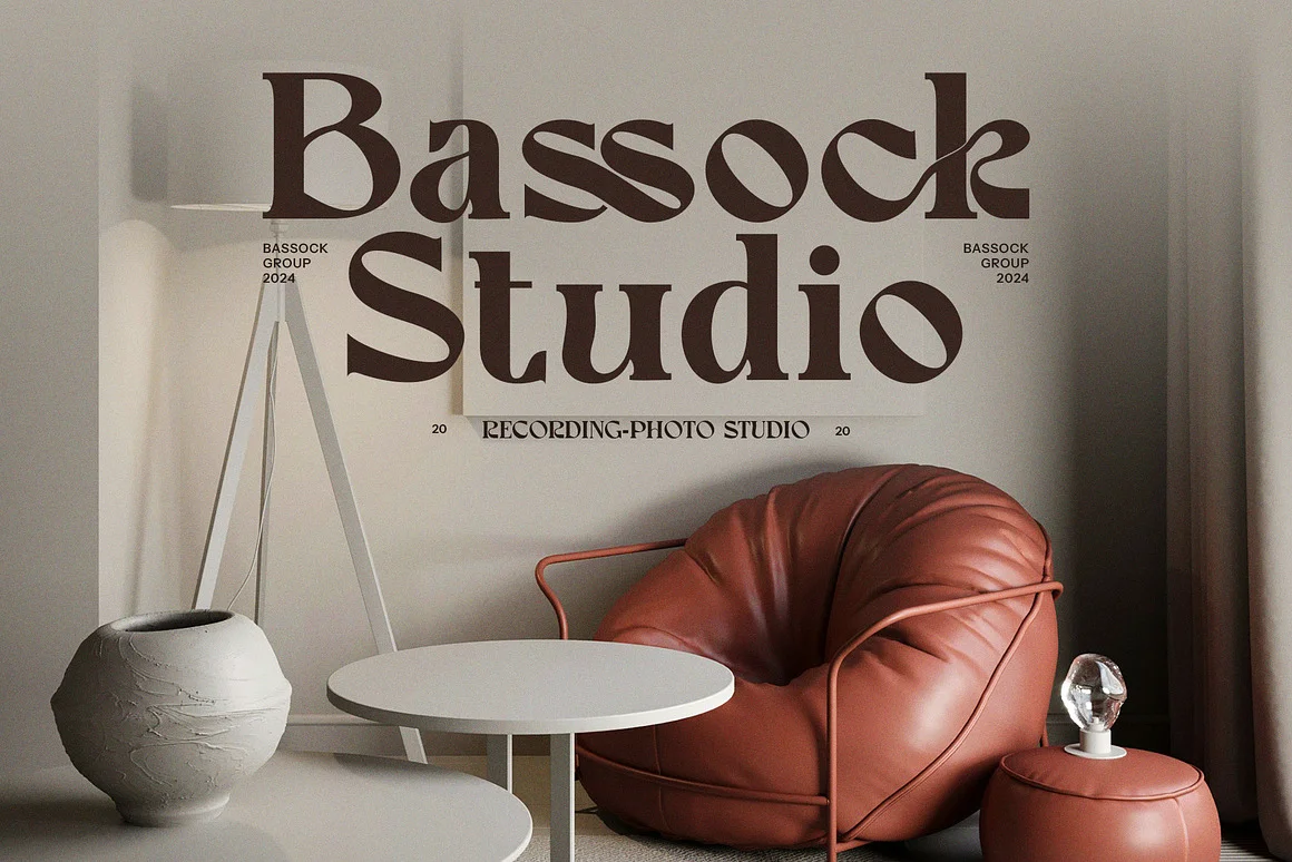 Mickoo Unique Serif Font