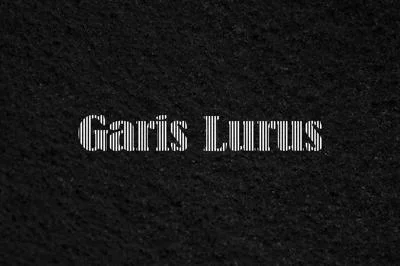 Garis Lurus Font